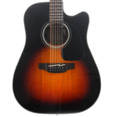 takamine-gd30ce-12bsb-guitarra-electroacustica-escenario